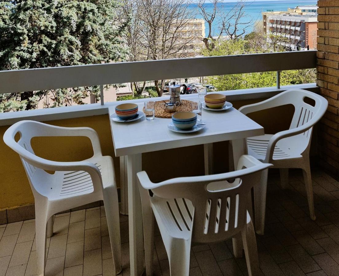 Residence Azzurro Gabicce Mare Zewnętrze zdjęcie