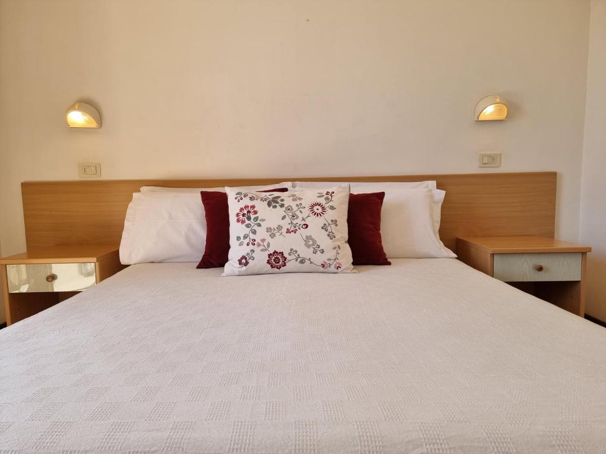 Residence Azzurro Gabicce Mare Zewnętrze zdjęcie